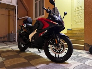 Bajaj Pulsar RS  200 Satılır,Benzin / Bakı / 2024 ,5200.00 AZN