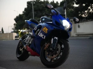 Suzuki GSX-R 750 Satılır,Benzin / Bakı / 2007 ,12000.00 AZN